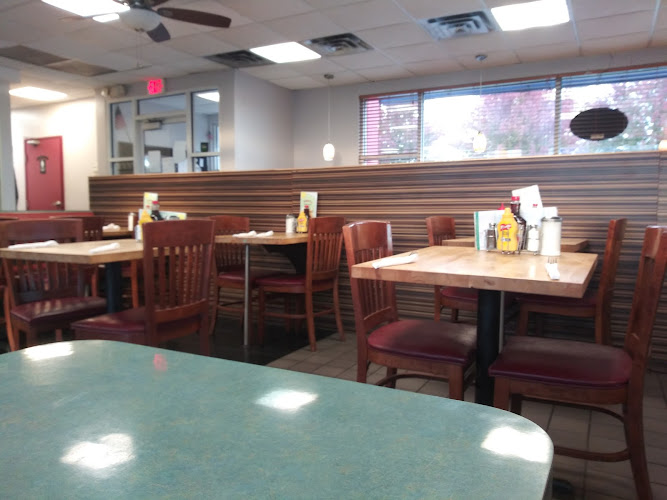 Albert's Coney Grill - 2061 Featherstone Rd, Auburn Hills, MI 48326 ...