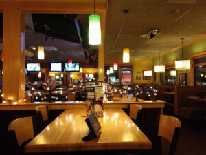 Applebee's Grill + Bar - Columbus