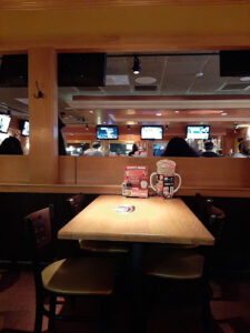 Applebee's Grill + Bar - Lansing