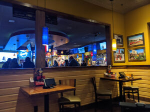 Applebee's Grill + Bar - Fresno