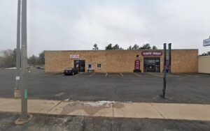 Axe Garage - Wisconsin Rapids