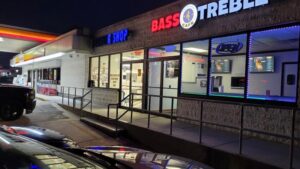 BASS AND TREBLE CAFE - Jonesboro