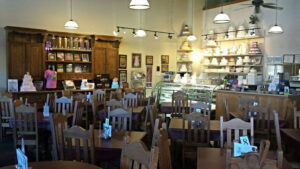 BETH'S BAKE SHOPPE & TEA ROOM (Serves Lunch 11-2) - Springfield