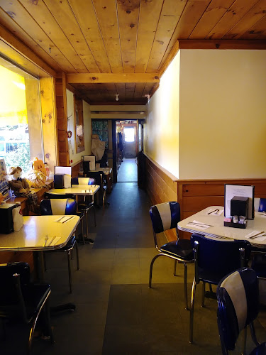 Blue Moon Diner - 102 Main St, Gardner, MA 01440 | Food Near Me