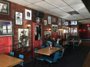 Boomers Classic Rock Bar & Grill - Spokane Valley