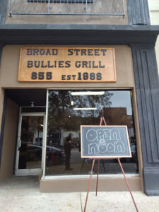 Broad Street Bullie's Grill - Augusta