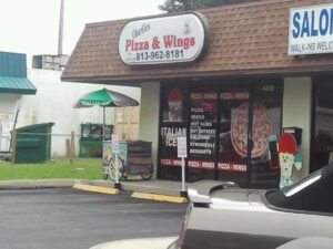 Charlie's Pizza & Wings - Tampa