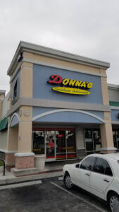 Donna's Caribbean Restaurant - Lauderhill