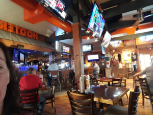 Hooters - St. Louis