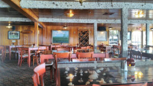 Kelly's Fish House Dining Room - Naples