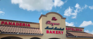 La Reyna Bakery - Edinburg