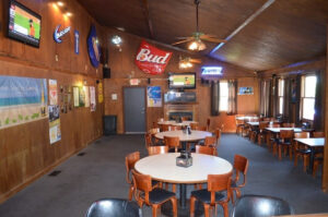 Leon's Sports Bar & Grill - Warren