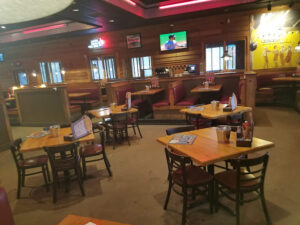 Logan's Roadhouse - Midland