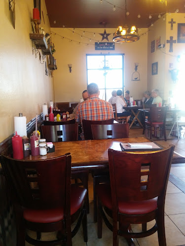 Lucky's BBQ & Burgers - 171 S Hwy 69 # E, Dewey, AZ 86327 | Food Near Me