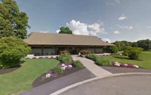 Mahoneys Restaurant at Casperkill Country Club - Poughkeepsie