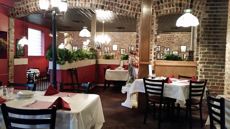 Malara's Italian Restaurant - 2123 Pierce St, Omaha, Ne 68108 