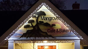 Mangrove cafe - Spokane Valley