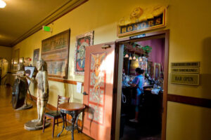 McMenamins Honors Bar - Portland