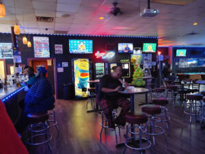 Moon Light Sports Bar - Houston