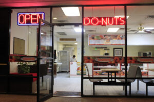 Moon's Donuts - Fort Worth