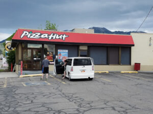 Pizza Hut - Logan