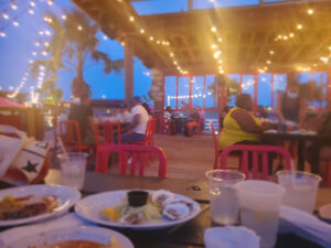 Pop's Seafood Shack & Grill - Island Park