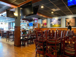 Pourhouse Bar & Grill - Loveland