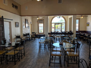 R J's Cafe & Bakery - Porterville