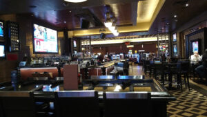 STADIUM Sports Bar & Grill at Belterra Park Cincinnati - Cincinnati