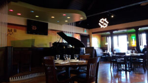 Silver Spoon Thai Restaurant & Bar - Lynnwood