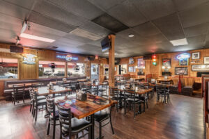 Silver Star Sports Bar & Grill - Longview