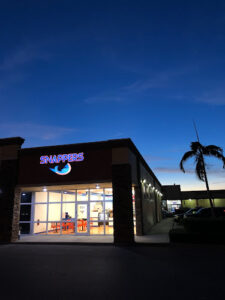 Snappers Restaurant - Miami