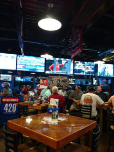 Tailgate Sports Bar & Grill - Savannah