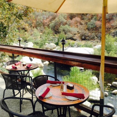 The Gateway Restaurant & Lodge - 45978 Sierra Dr, Three Rivers, CA ...