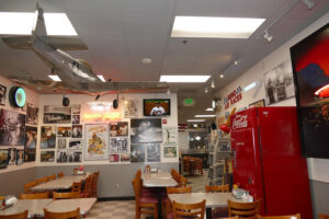 The Original Mels Diner - Reno