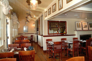 The Restaurant at Rowayton Seafood - Norwalk