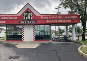 Tom's B.B.Q & Grill - Toledo