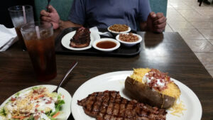 Tony's BBQ & Steakhouse - Beaumont