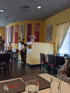 Yen's Kitchen & Sushi Bar - Ashburn